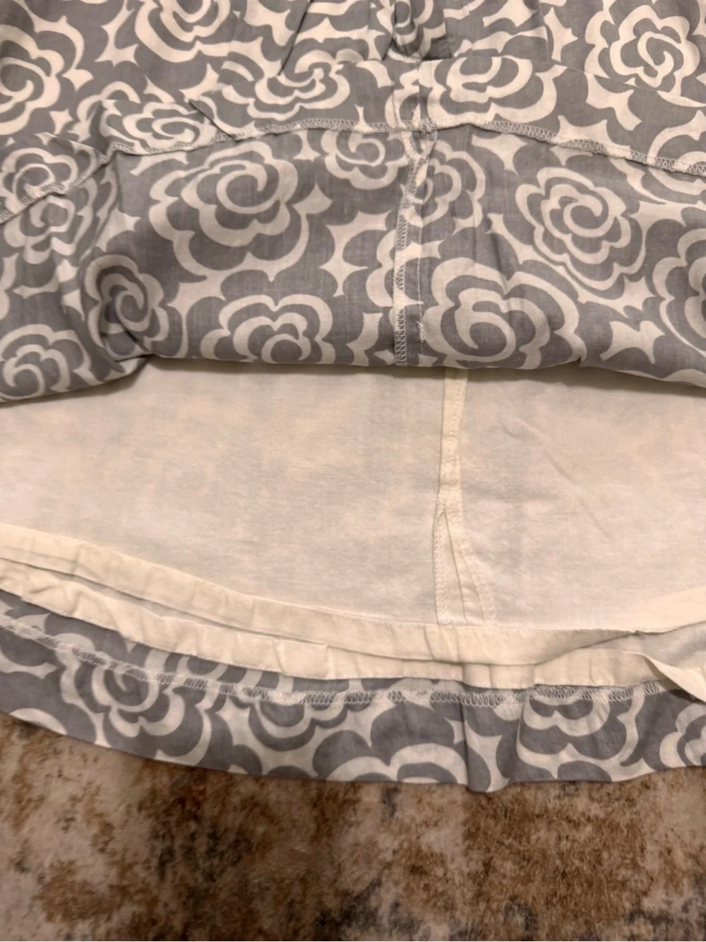 Old Navy Gray White Graphic Floral Pleated Retro Mini A-Line Skirt w/ pockets - Picture 8 of 13